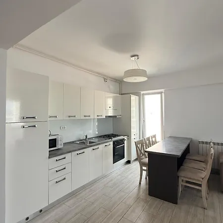 Tanya Mamaia-sat Apartman Konstanca